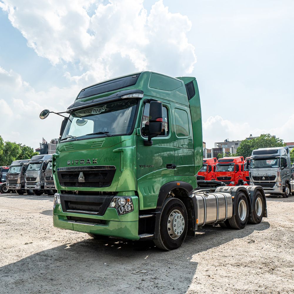 Xe đầu kéo Howo Sitrak 440hp cầu láp